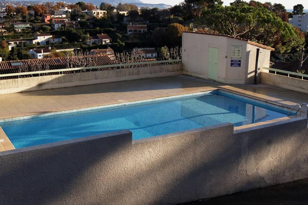 Charmant 2P Au Calme, Jardin, Piscine, Vue Panoramique Et Stationnement Villeneuve-Loubet Εξωτερικό φωτογραφία