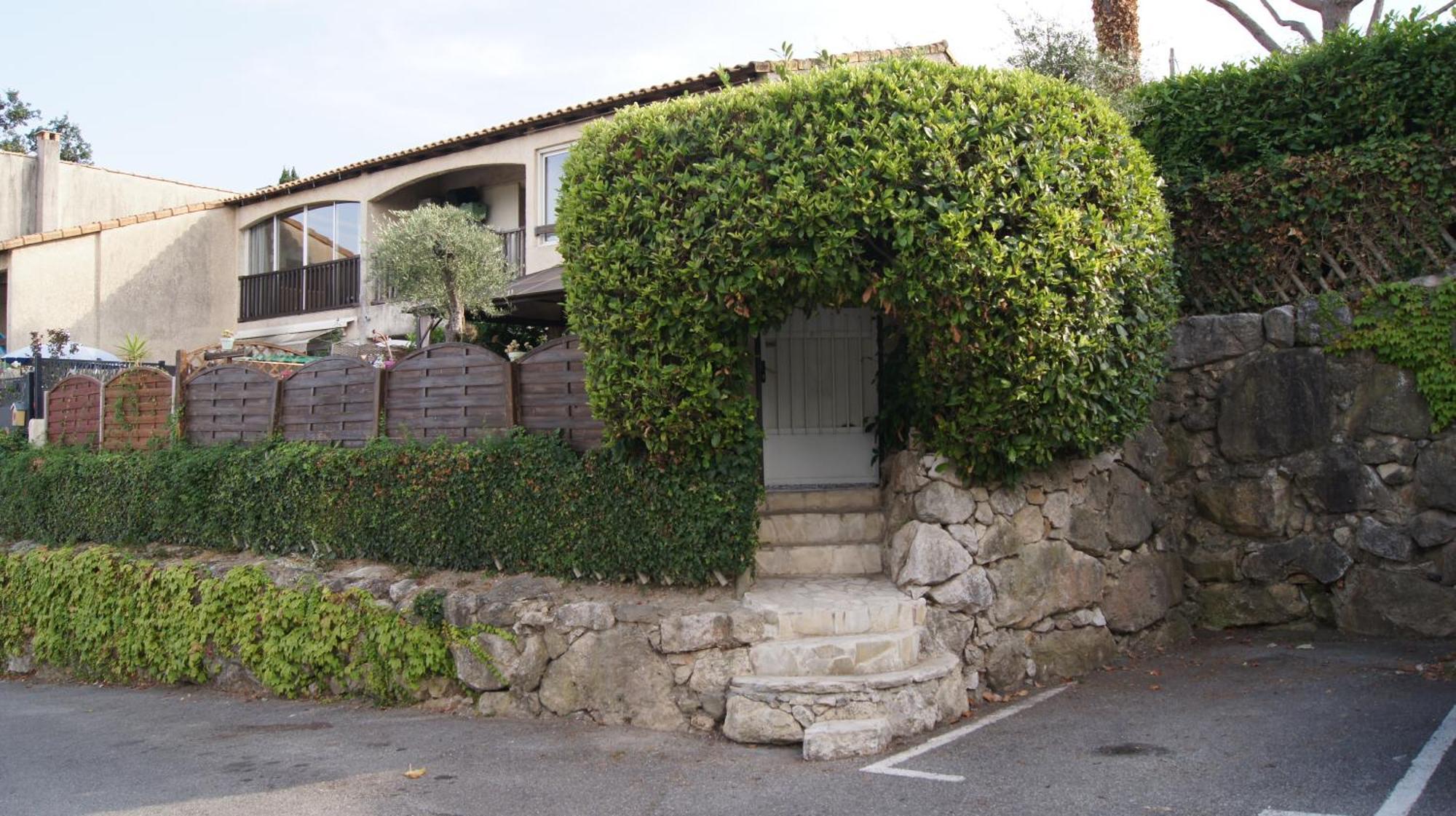 Charmant 2P Au Calme, Jardin, Piscine, Vue Panoramique Et Stationnement Villeneuve-Loubet Εξωτερικό φωτογραφία